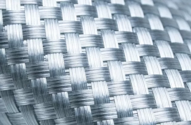 Maty z włókna szklanego vs rdzeń z pianki vs rdzeń z balsy