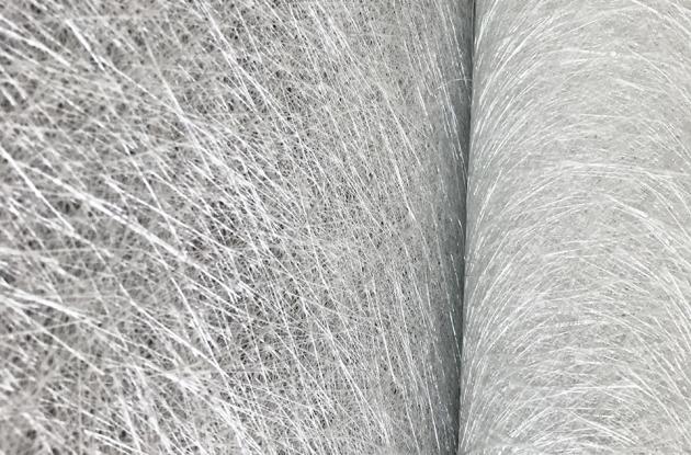 Czym jest mata z pokrojonymi nitkami?