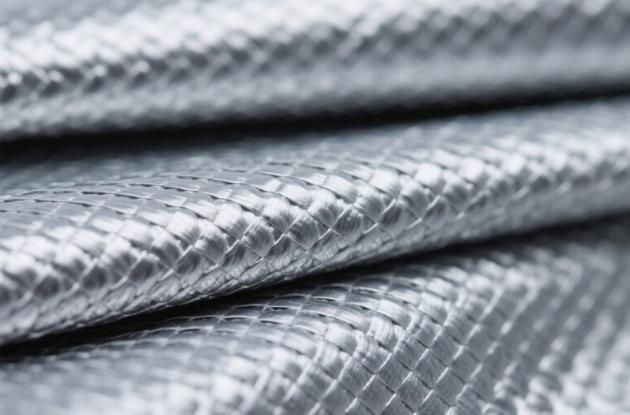 Czy kompozyt z włókna szklanego jest szkodliwy w przypadku spalenia?